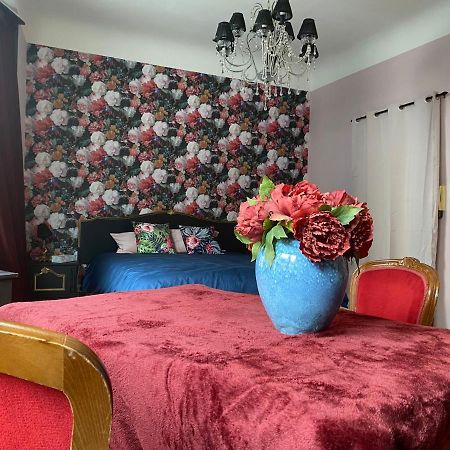The Pink Studio - Exceptional Location In City Center - Unique & Elegant Apartment Namur Ngoại thất bức ảnh