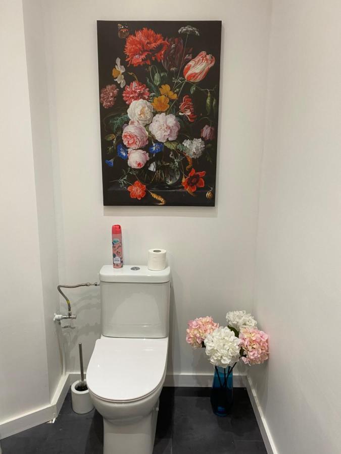 The Pink Studio - Exceptional Location In City Center - Unique & Elegant Apartment Namur Ngoại thất bức ảnh